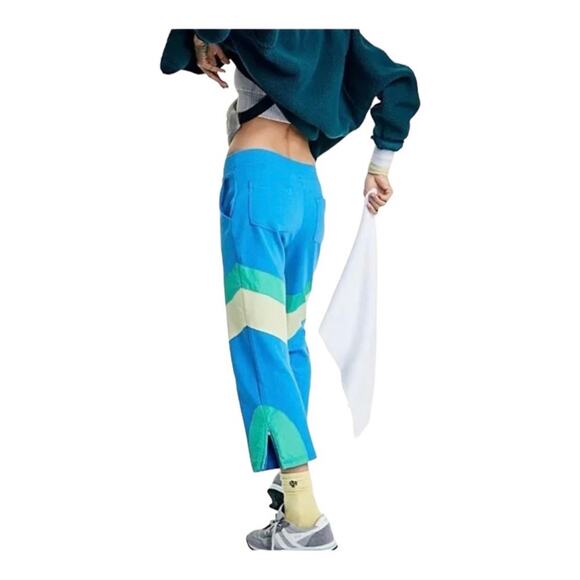 NEW Free People Movement Flurry Retro Blue Combo Cropped Sweatpants Size XS - Picture 2 of 12